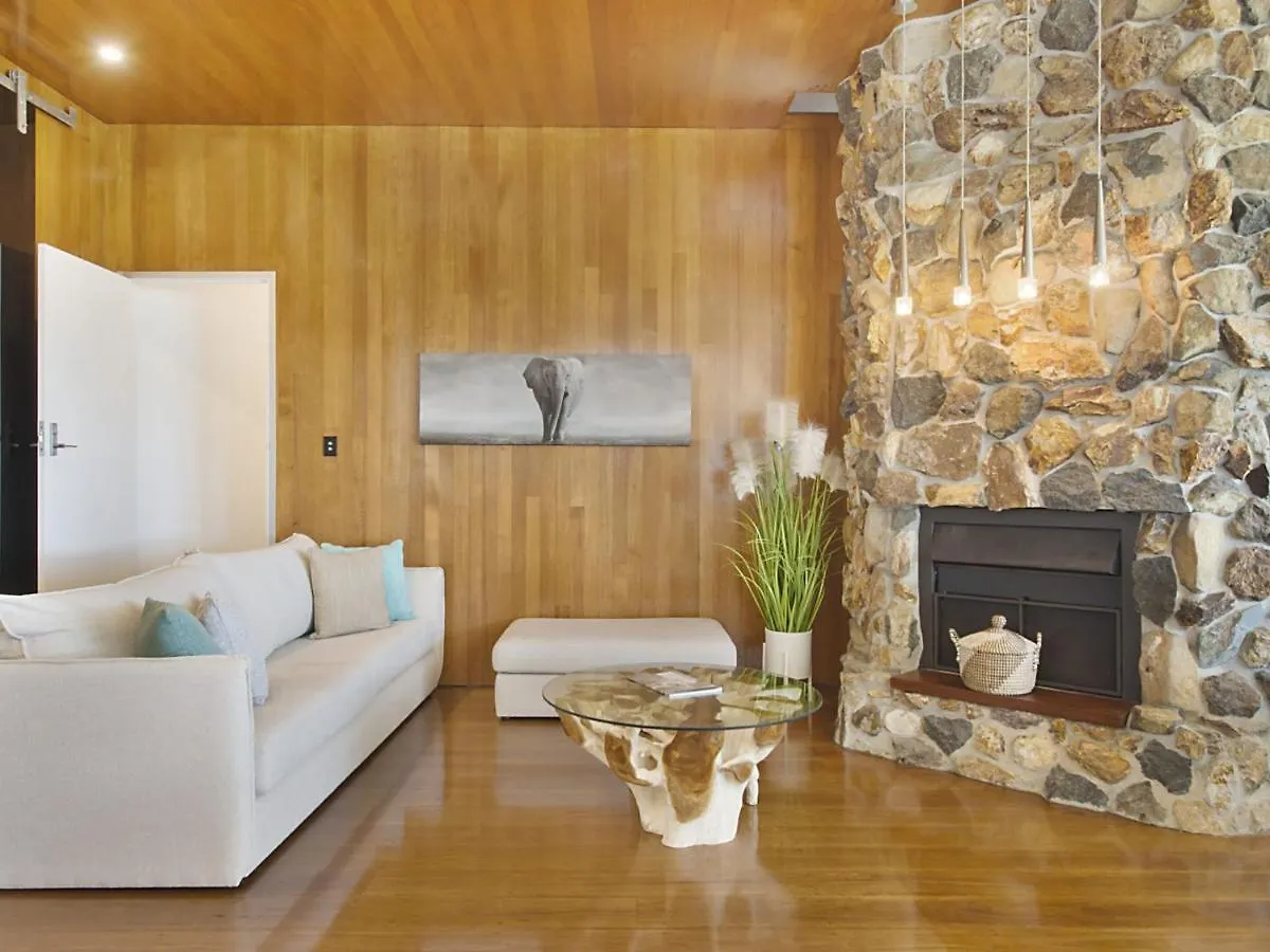 Дом отдыха Beachfront Abode Голд-Кост